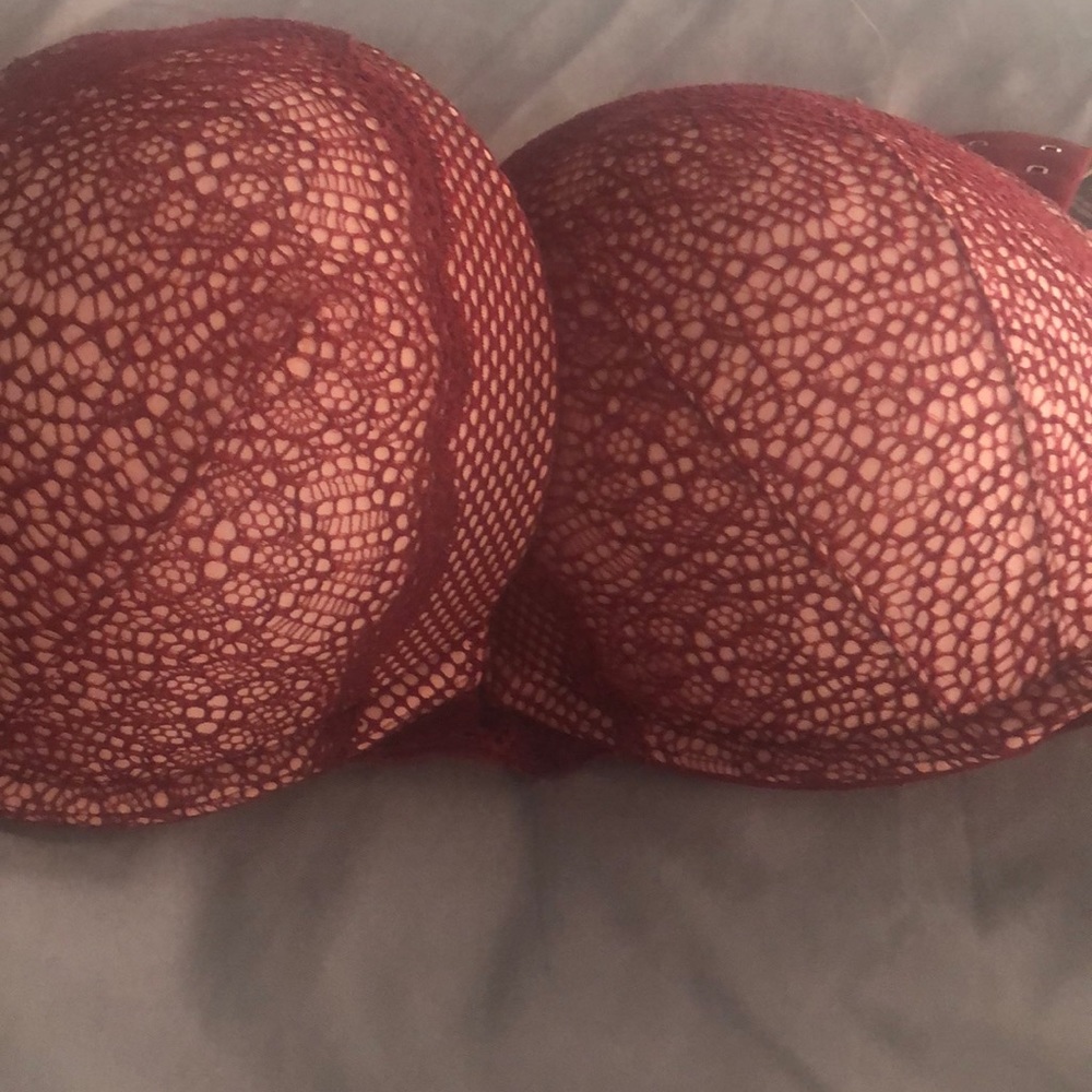 Victoria Secret  very sexy 32ddd bra